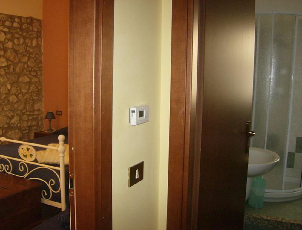 Il Minotauro B&B A 5 Minuti Da Popoli Vittorito Номер фото