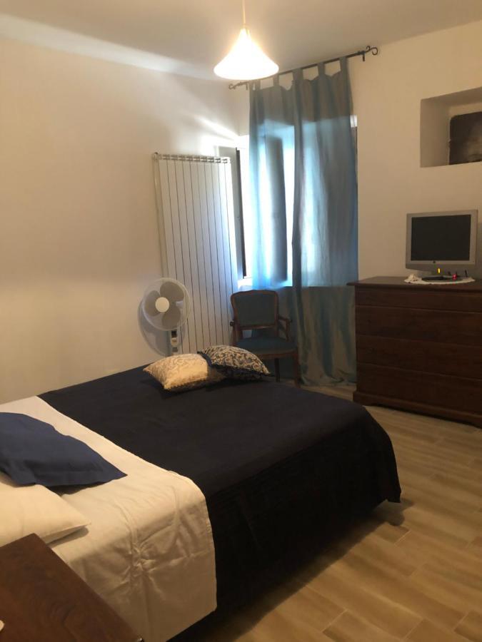 Il Minotauro B&B A 5 Minuti Da Popoli Vittorito Экстерьер фото